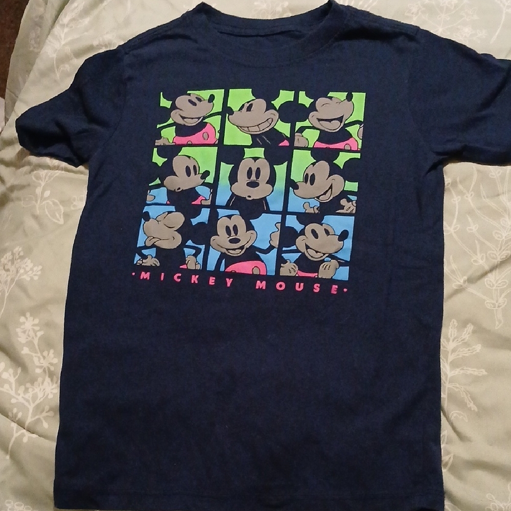 Disney Mickey Mouse Many Faces Graphic Unisex Shirt S